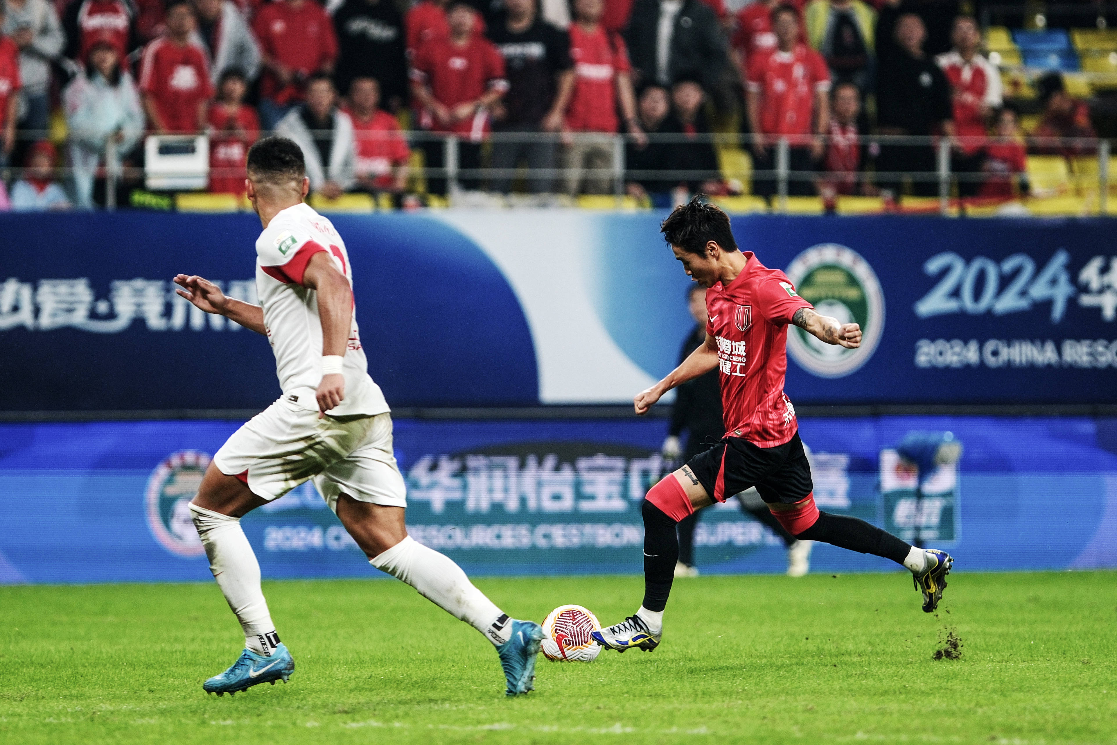 上海申花今夜再遭质疑，志在法国杯名次提升，引发热议，年轻球员得到机会的简单介绍-ayx