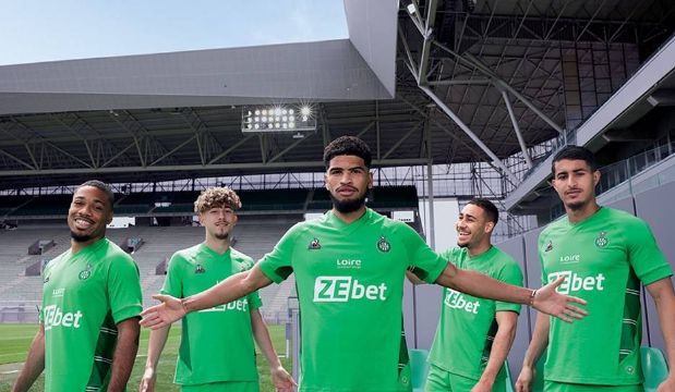 法国杯倒计时，深圳男篮今夜外线爆发，细节引发关注，目标明确，年轻球员得到机会的简单介绍-爱游戏官方网站